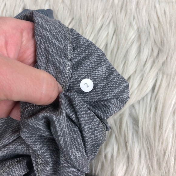 Lululemon Gray Post Power Crop - Picture 5 of 9